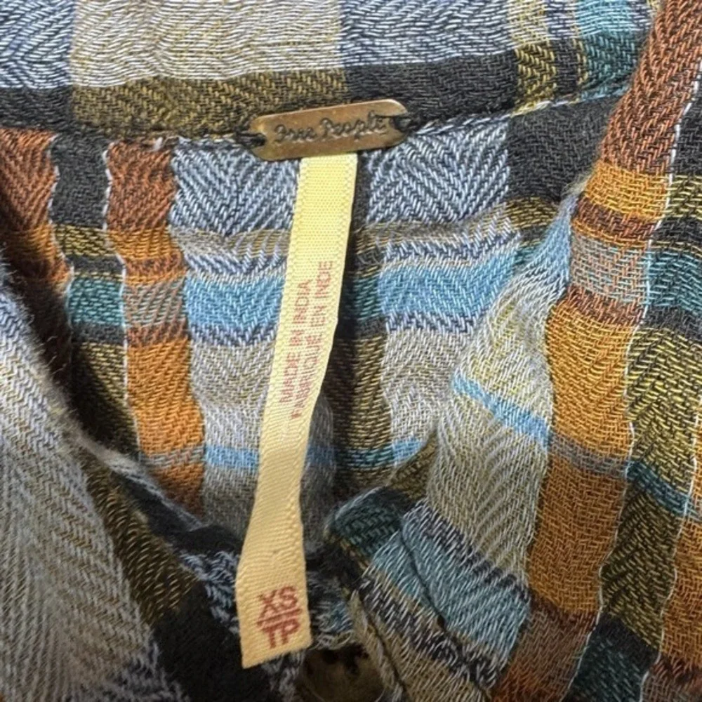 Free People Top Womens XS‎ Blue Plaid Button-Up Tunic Floral Embroidery Collared